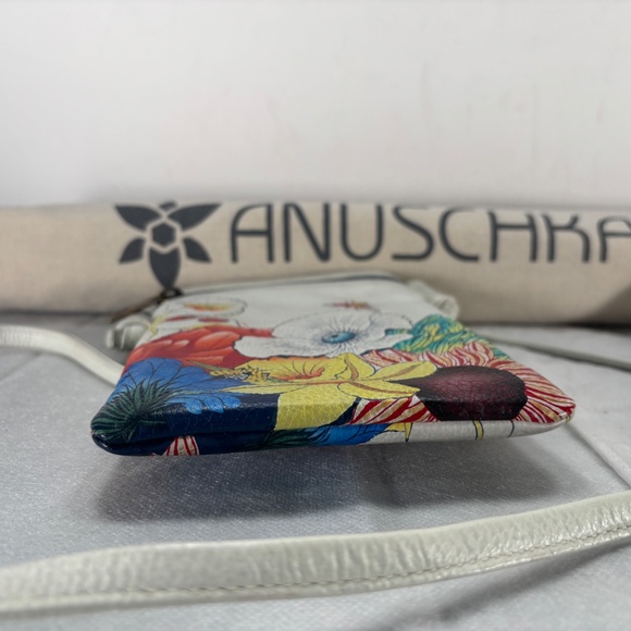 ANUSCHKA CALCUTTA INDIA-NWT $158.00 MASTERPIECE PAINTING TOOK 6 WEEKS - Picture 7 of 16